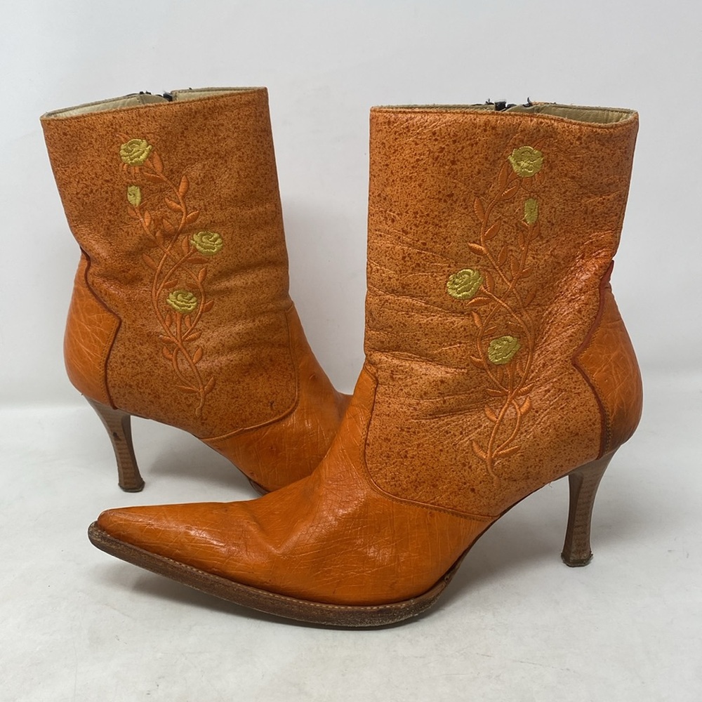 Lagarto Orange Yellow Embroidered Leather Point Toe Heeled Boots
